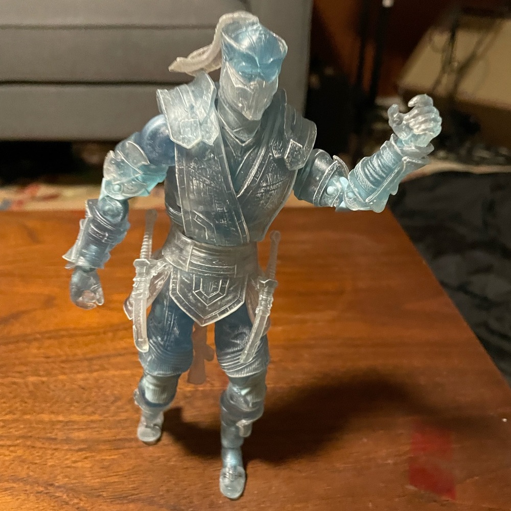 🧊 Sub-Zero Mortal Kombat NECA 2020 GameStop release 🧊